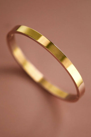 Romina Bangle