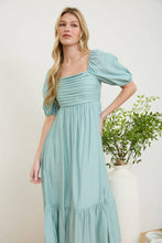 Dahlia Midi Dress in Mint