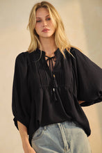 Adira Flowy Blouse