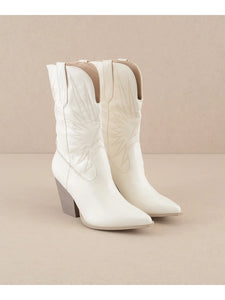 The Emersyn Embroidery Boots