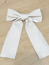 The Frances Bow in Ivory