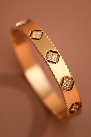 Victoria Bangle