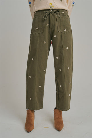 Daisy Embroidered Barrel Pants
