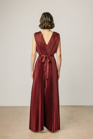 Serena Pleated Maxi Dress in Rum