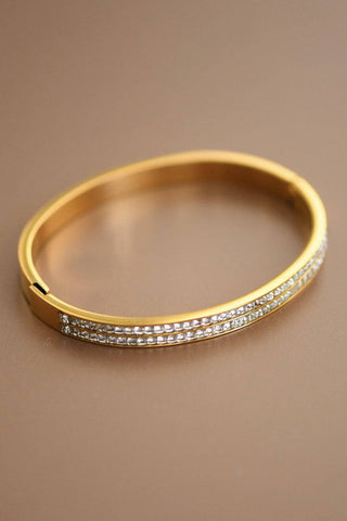 Iliana Bangle