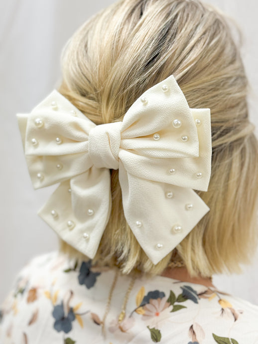 The Caroline Pearl Bow in Ivory