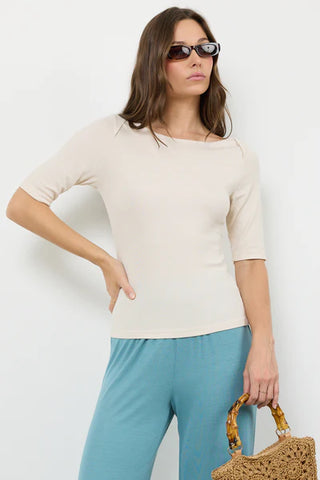 MAISON SCOOP NECK TOP