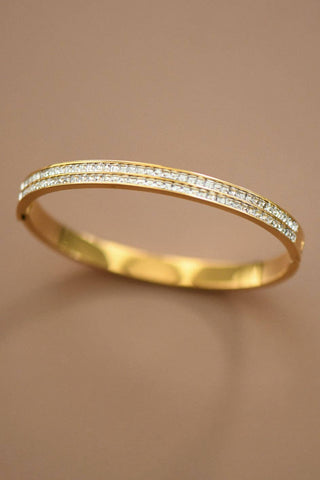 Iliana Bangle
