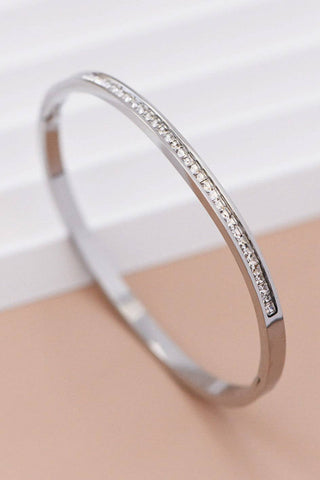 Oriana Bangle