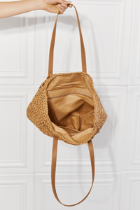 C'est La Vie Crochet Handbag in Caramel