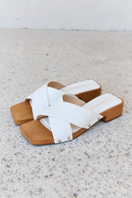 Step Into Summer Mule in White