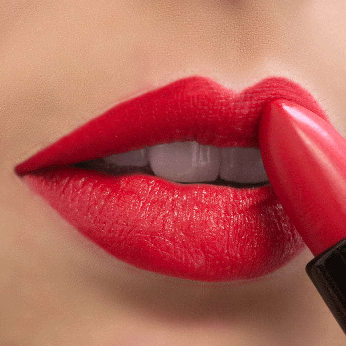 Roomie Red Semi-Matte Lipstick