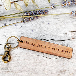 Skinny Jeans + Side parts Keychain